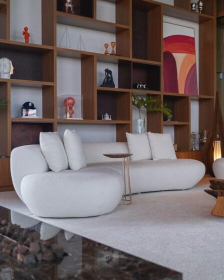 Inspirações de móveis planejados para closets de luxo que une elegância e funcionalidade