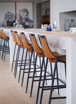 Banquetas de luxo: como um único item pode transformar o ambiente inteiro