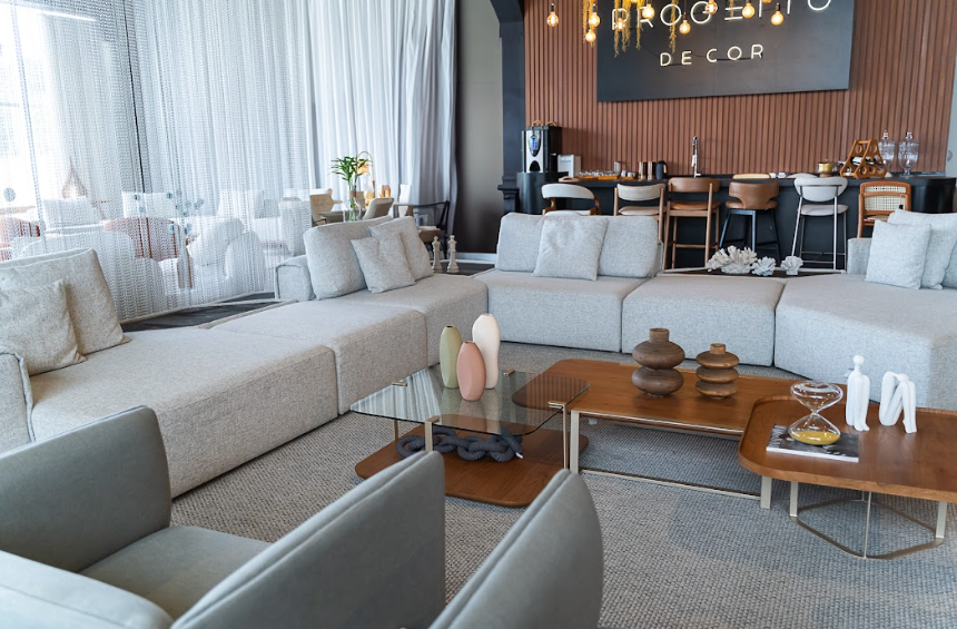 Móveis de luxo para sala: como escolher peças que valorizam seu ambiente
