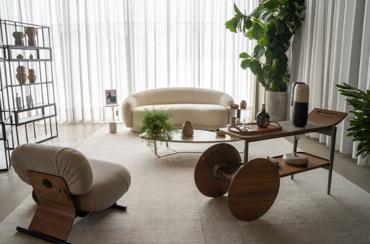 7 modelos de sofá para sala de estar pequena que unem conforto e estilo