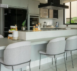 Comprar banqueta: guia completo para escolher o modelo ideal