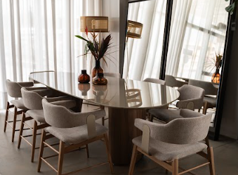 Mesa de jantar sofisticada: tendências para criar um ambiente elegante e atual